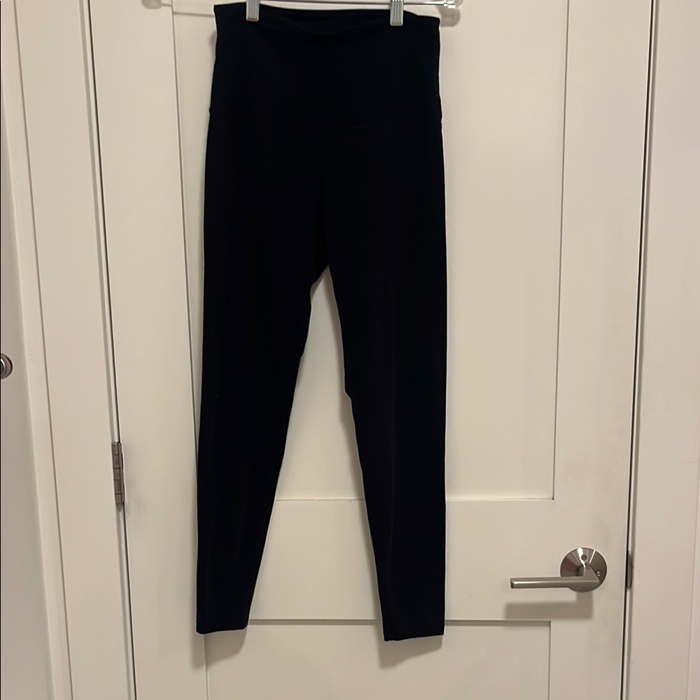 Black High-Waisted Leggings Women’s Small